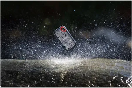 SanDisk 1TB Extreme Portable SSD V2 – The Ultimate Fast & Rugged Storage Solution